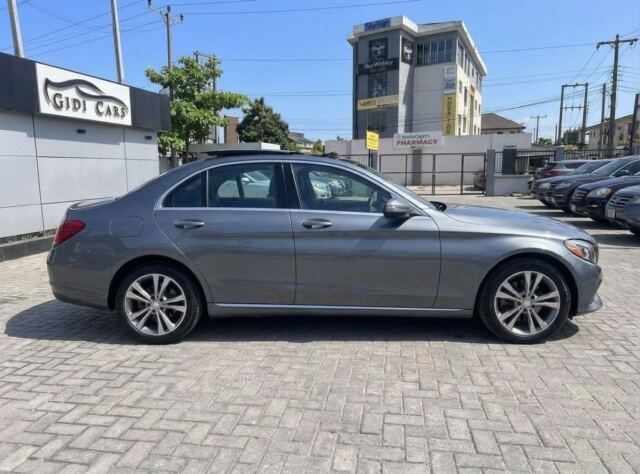 2015 Mercedes-Benz C300