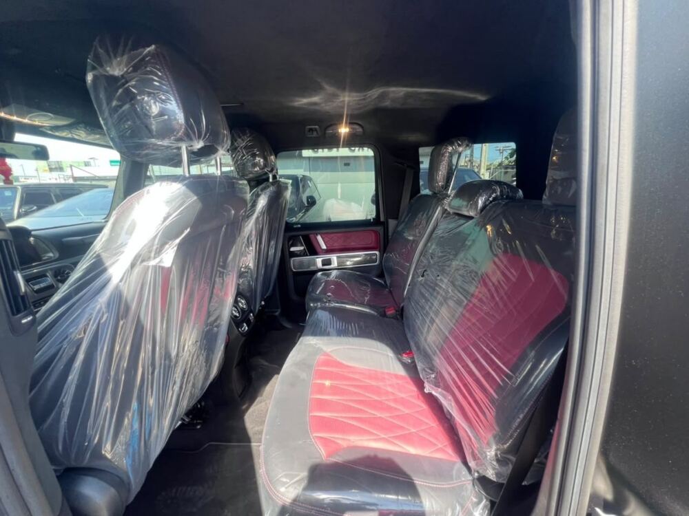 Clean car interior at the Gidicars lot
